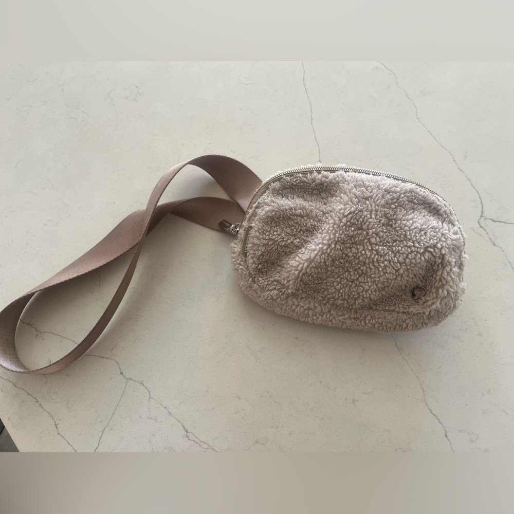 Lululemon Sherpa Crossbody Bag in Beige